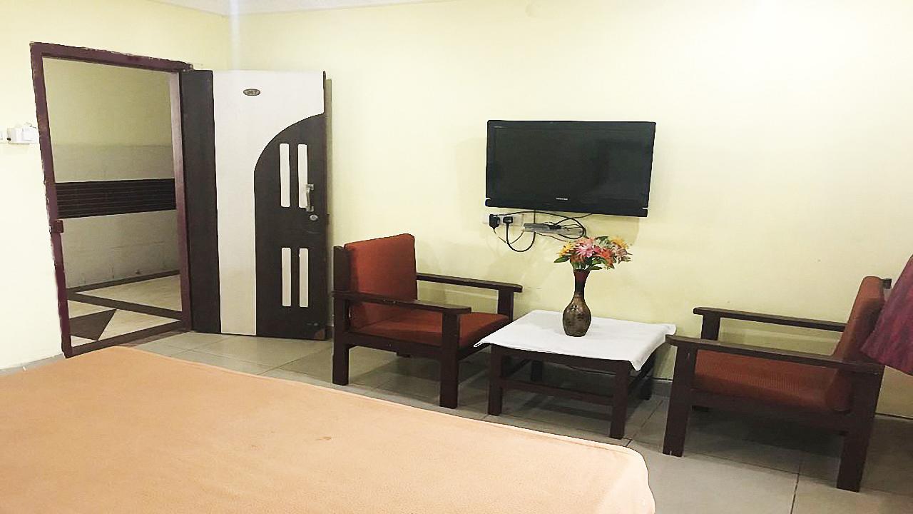 Sharanya Hotel Warangal Luaran gambar